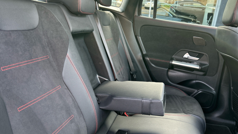 Mercedes-Benz Eqa 350 4M 215kW AMG Line Premium 66.5kWh 5dr Auto Electric Hatchback